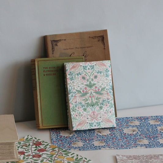 【MORRIS & CO.】SIMPLY MORRIS シンプリーモリス ブックカバー