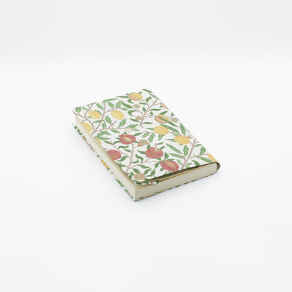 【MORRIS & CO.】SIMPLY MORRIS シンプリーモリス  ブックカバー